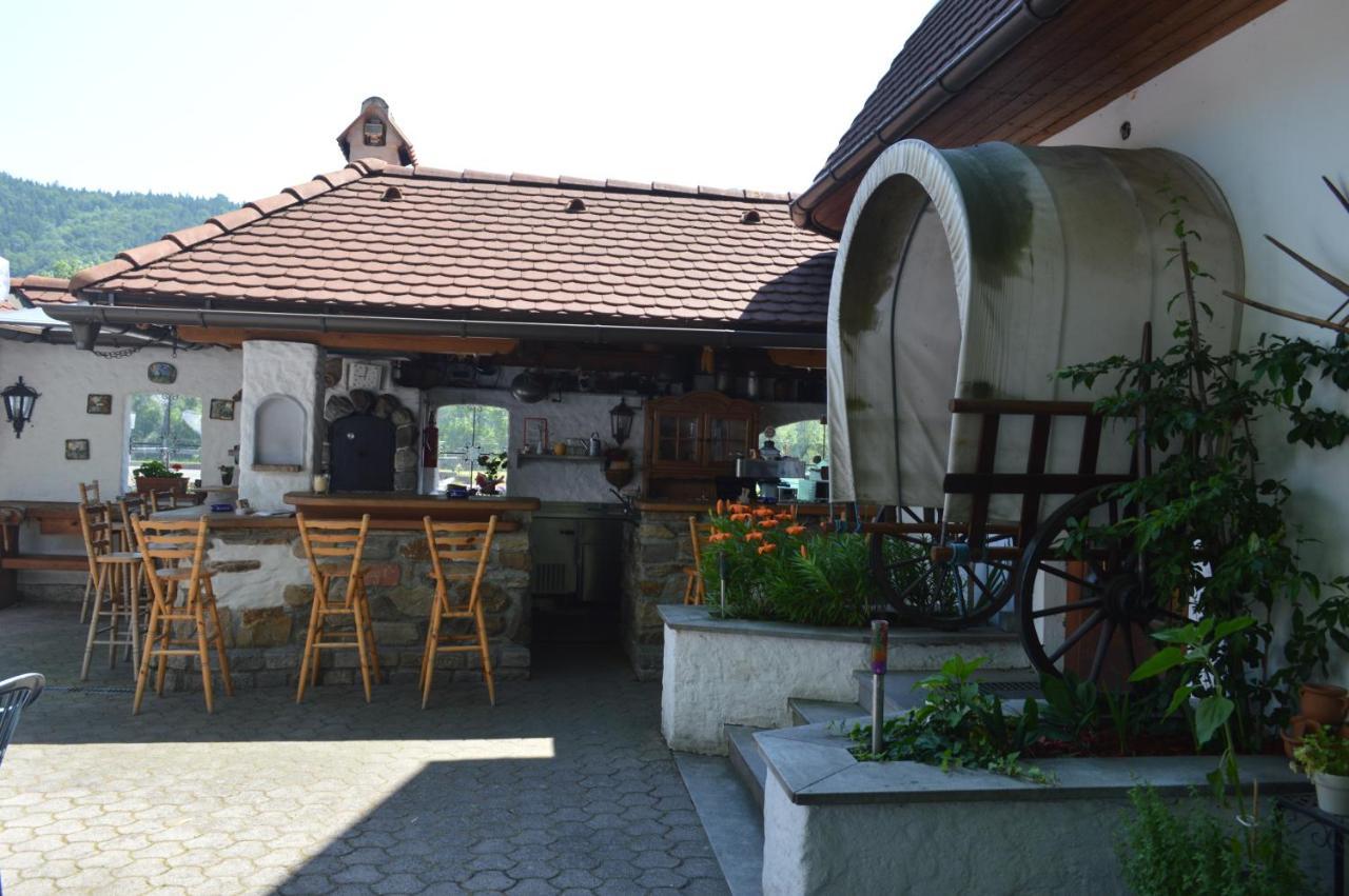 Gasthof Hinterleithner Persenbeug Exterior photo